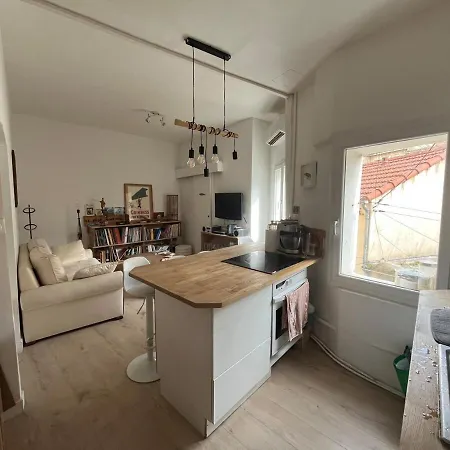 Agreable T2, Plein Centre, Calme * La Ciotat